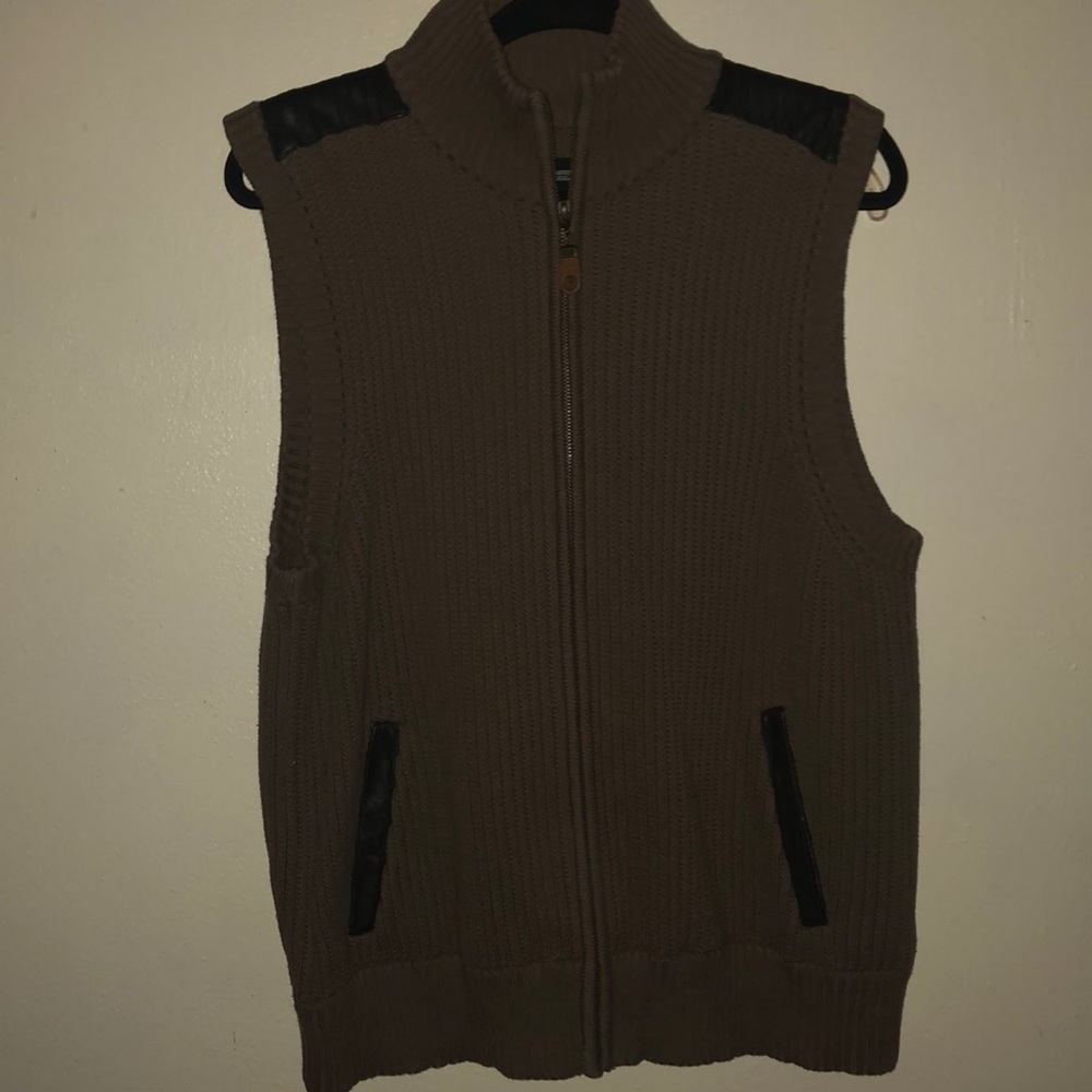 National Geographic Brown Cardigan Vest
